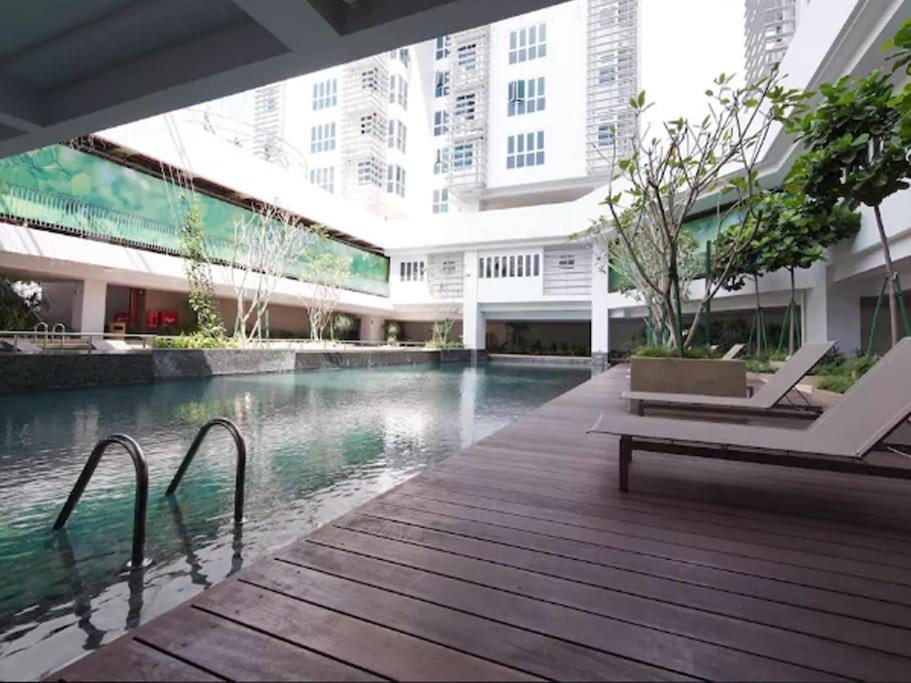 Verve Suites Kl South Куала-Лумпур Екстер'єр фото